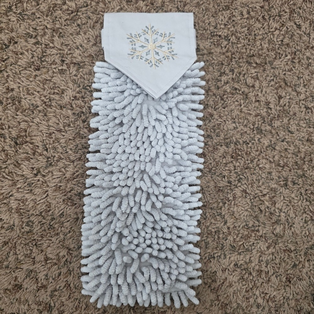 Norwex Snowflake Chenille Hand Towel Hanging Holiday Gray Silver Gold BacLock
